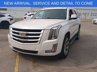 Used 2019 Cadillac Escalade Luxury AWD/4WD video 1