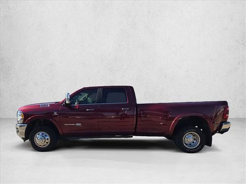 Used 2022 RAM 3500 Limited image 5
