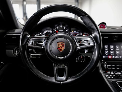 Used 2018 Porsche 911 Carrera GTS image 10