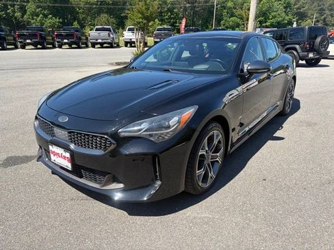 Used 2018 Kia Stinger GT2 AWD/4WD image 7