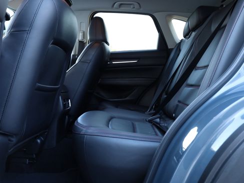 Used 2024 MAZDA CX-5 Carbon Edition image 16