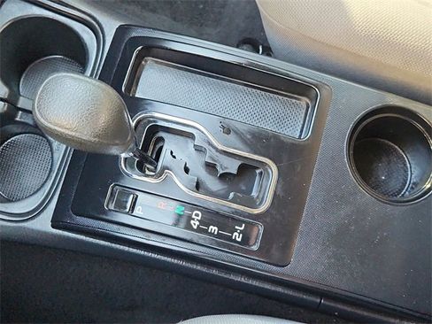 Used 2013 Toyota Tacoma PreRunner w/ Convenience Pkg image 14