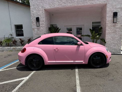 Used 2013 Volkswagen Beetle 2.5 FWD image 14