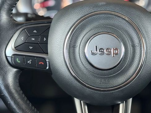 Used 2019 Jeep Renegade Limited w/ Safety and Security Group image 22