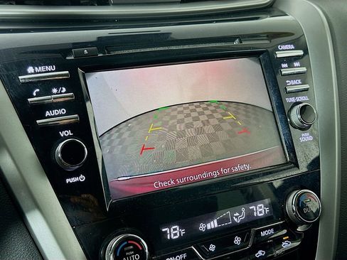 Used 2020 Nissan Murano SV image 18