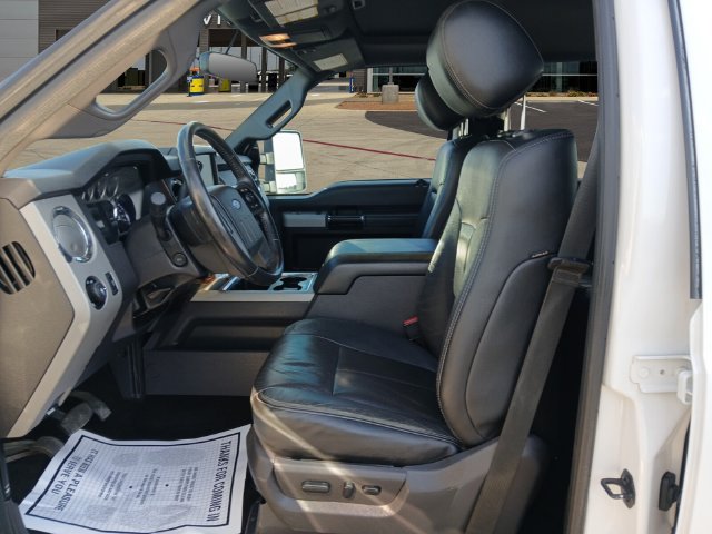 Used 2015 Ford F250 Lariat w/ Lariat Ultimate Package AWD/4WD image 9