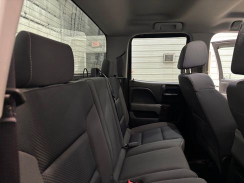 Used 2017 GMC Sierra 3500 SLE w/ SLE Fleet Preferred Package image 32