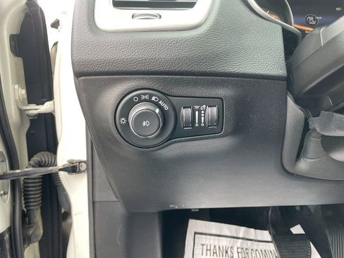 Used 2019 Jeep Compass Latitude w/ Popular Equipment Group AWD/4WD image 14