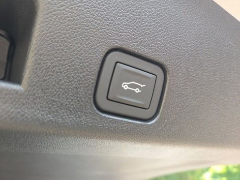 New 2026 Buick Enclave Sport Touring w/ Power Package image 11