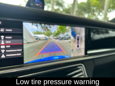 Used 2019 Porsche Panamera 4 AWD/4WD image 9