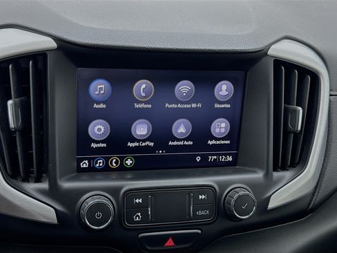 Used 2020 GMC Terrain SLT w/ Preferred Package FWD image 9