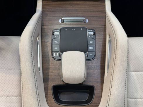 Certified 2026 Mercedes-Benz GLE 350 4MATIC image 17