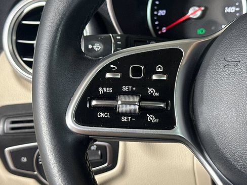 Certified 2022 Mercedes-Benz GLC 300 image 27