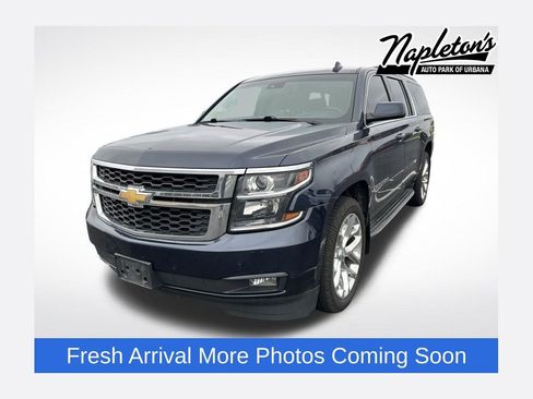 Used 2018 Chevrolet Suburban LT image 1