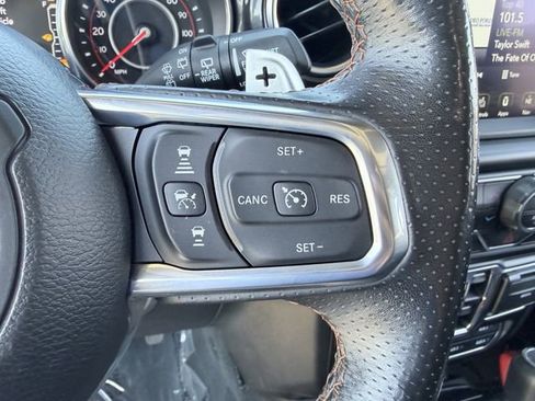 Used 2022 Jeep Wrangler Unlimited Rubicon AWD/4WD image 23