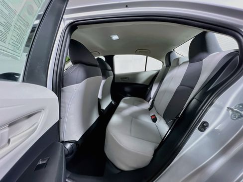 Used 2022 Toyota Corolla L FWD image 29