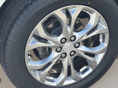 Used 2020 Buick Enclave Avenir w/ Avenir Technology Package image 11