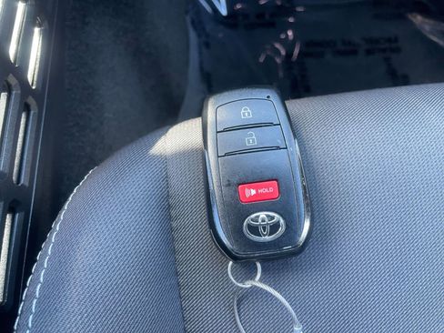 Used 2025 Toyota Tacoma TRD Off-Road image 22