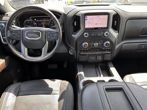 Used 2020 GMC Sierra 3500 Denali w/ Denali Ultimate Package AWD/4WD image 16