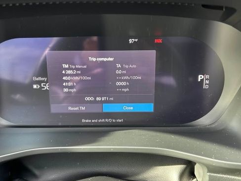 Used 2023 Volvo C40 P8 Recharge Plus image 10