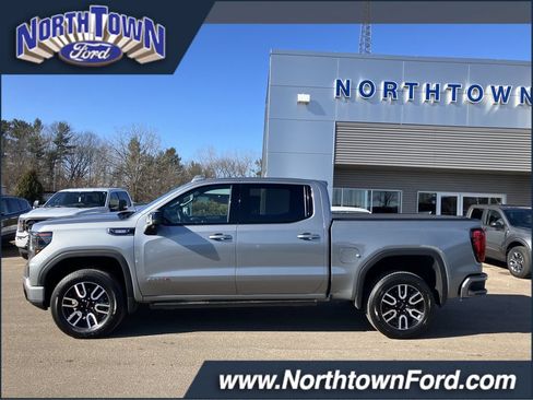 Used 2023 GMC Sierra 1500 AT4 w/ AT4 Premium Package AWD/4WD image 1