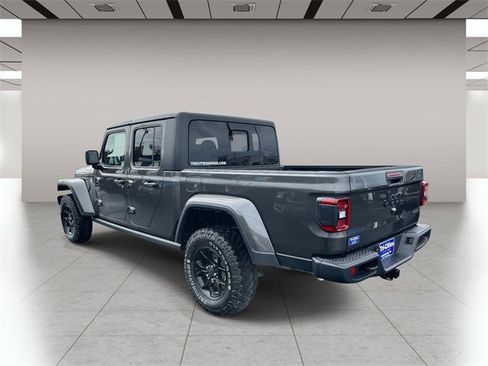 New 2025 Jeep Gladiator Willys image 7