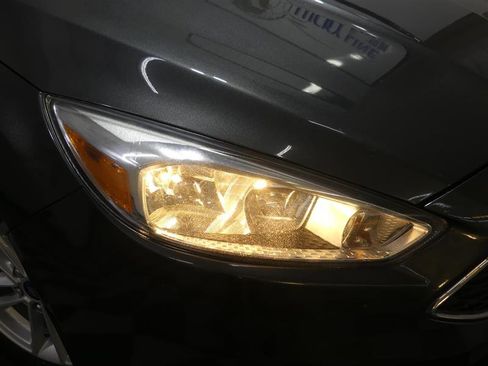 Used 2017 Ford Focus SE image 13
