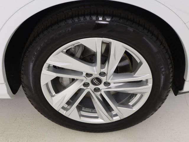 Certified 2023 Audi Q7 3.0T Prestige AWD/4WD image 9