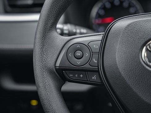 Used 2019 Toyota RAV4 XLE w/ Convenience Package image 31