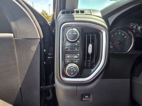 Used 2021 Chevrolet Silverado 1500 RST AWD/4WD image 14