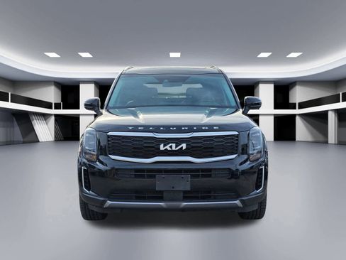 Used 2022 Kia Telluride S image 9