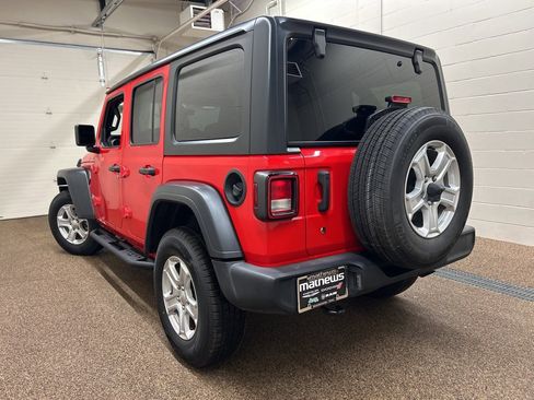 Used 2018 Jeep Wrangler Unlimited Sport S image 4