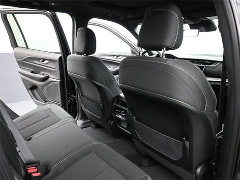 New 2025 Jeep Grand Cherokee Laredo X image 21