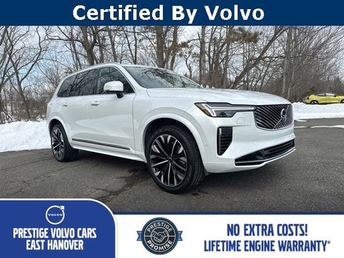 Certified 2025 Volvo XC90 B6 Plus image 1