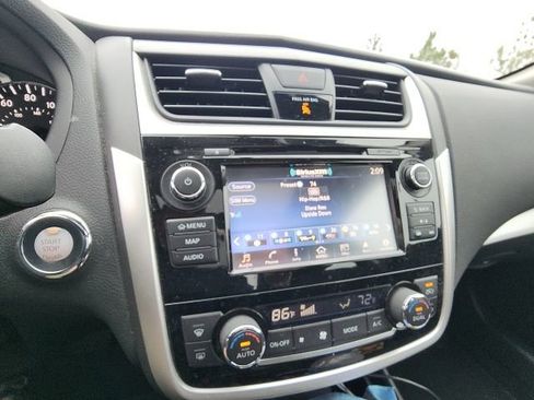 Used 2018 Nissan Altima 2.5 SV w/ 2.5 SV Technology Package image 21
