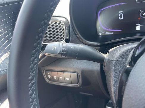 Certified 2025 Kia Soul EX FWD image 23