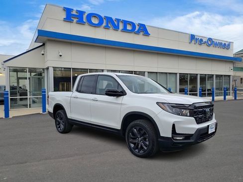 Used 2024 Honda Ridgeline Sport image 3