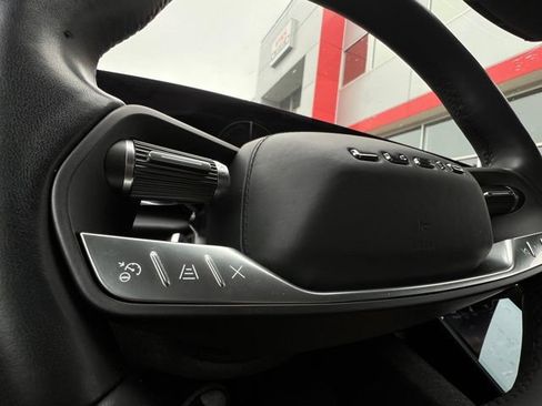 Used 2024 Lucid Air Touring AWD/4WD image 28