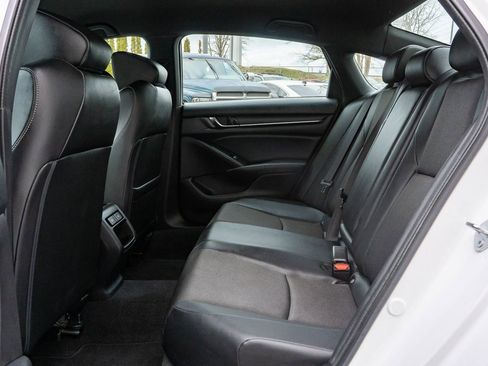 Certified 2022 Honda Accord Sport image 9