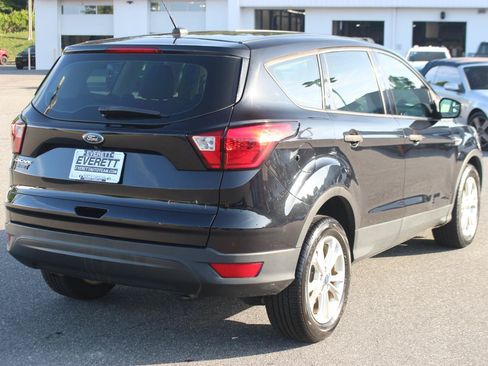 Used 2019 Ford Escape S FWD image 7