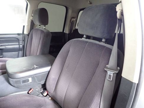 Used 2004 Dodge Ram 3500 Truck SLT w/ Trailer Tow Group RWD image 17