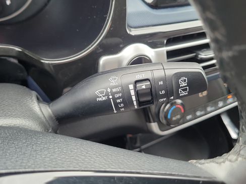 Used 2022 Kia Seltos S FWD image 29