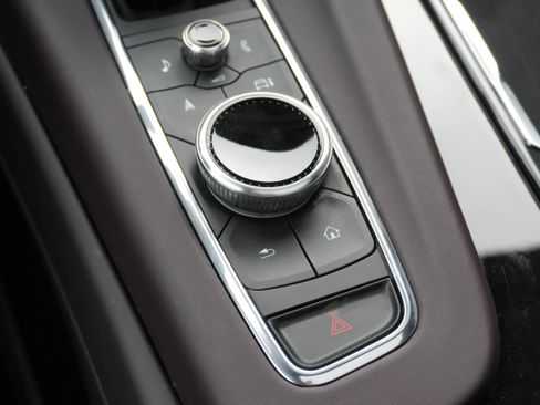 Used 2024 Cadillac Escalade Sport Platinum image 25