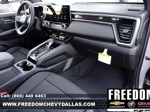 New 2026 GMC Canyon Elevation w/ Convenience Package image 32