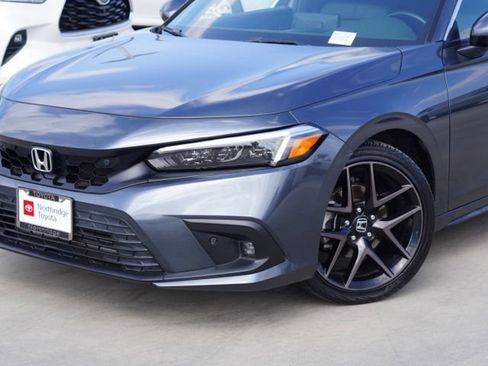 Used 2023 Honda Civic Sport Touring image 5