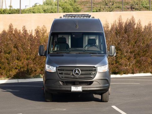 Used 2021 Mercedes-Benz Sprinter 4500 w/ Parking Package image 5