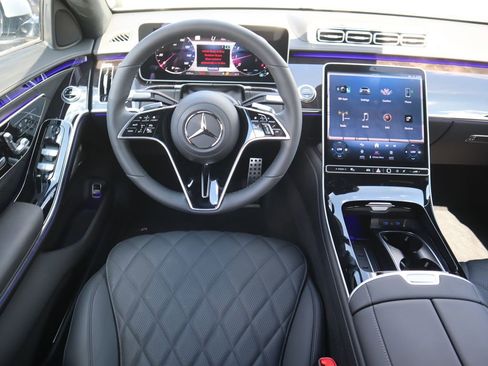 New 2026 Mercedes-Benz S 580 4MATIC Sedan image 9