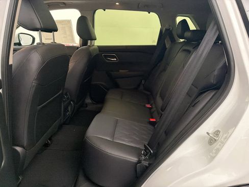 New 2026 Nissan Rogue Platinum w/ Platinum Premium Package image 16