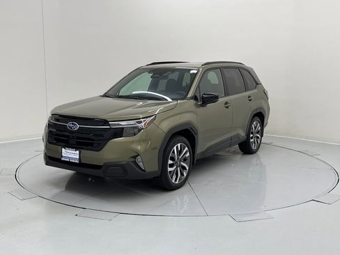 Used 2026 Subaru Forester Touring AWD/4WD image 2