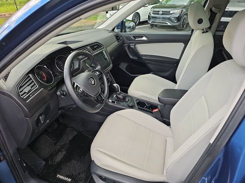Used 2019 Volkswagen Tiguan SE w/ Panoramic Sunroof Package AWD/4WD image 13